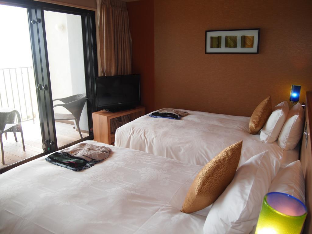 Senagajima Island Resort & Spa Tomigusuku Екстер'єр фото
