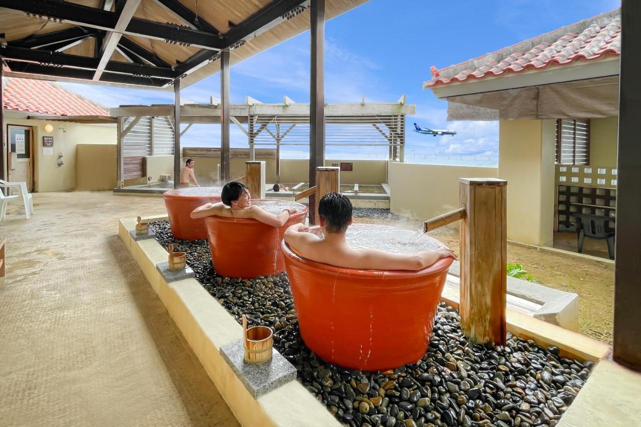 Senagajima Island Resort & Spa Tomigusuku Екстер'єр фото