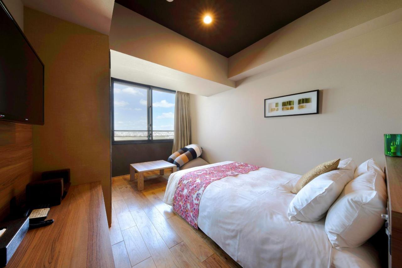 Senagajima Island Resort & Spa Tomigusuku Екстер'єр фото