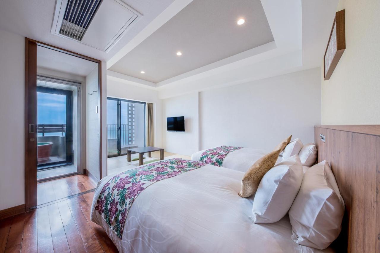Senagajima Island Resort & Spa Tomigusuku Екстер'єр фото