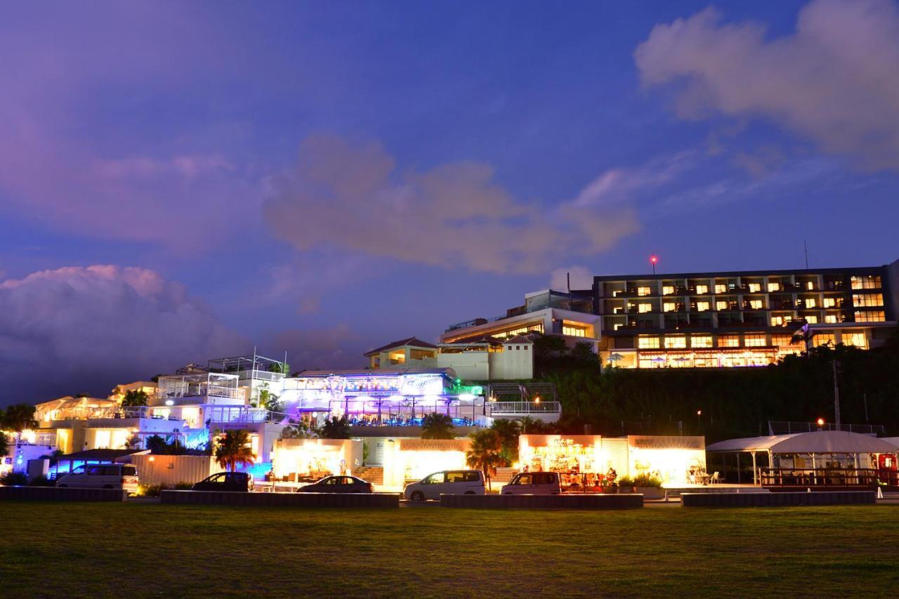 Senagajima Island Resort & Spa Tomigusuku Екстер'єр фото